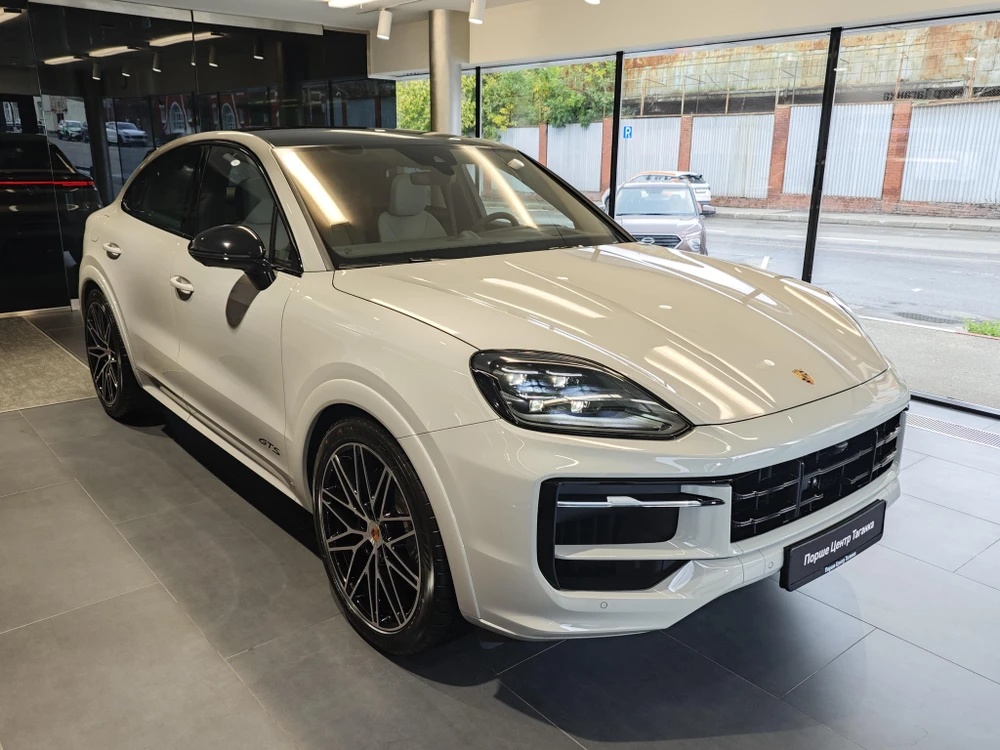 Porsche Cayenne GTS Coupé GTS 4.0 AT 4WD (500 л.с.)