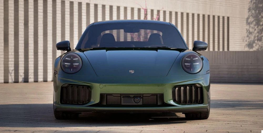 Porsche 911 Turbo S 3.6hyb AMT 4WD (711 л.с.)