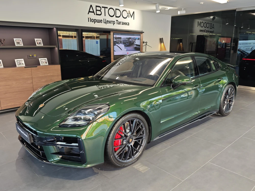 Porsche Panamera GTS 4.0 AMT 4WD (500 л.с.)