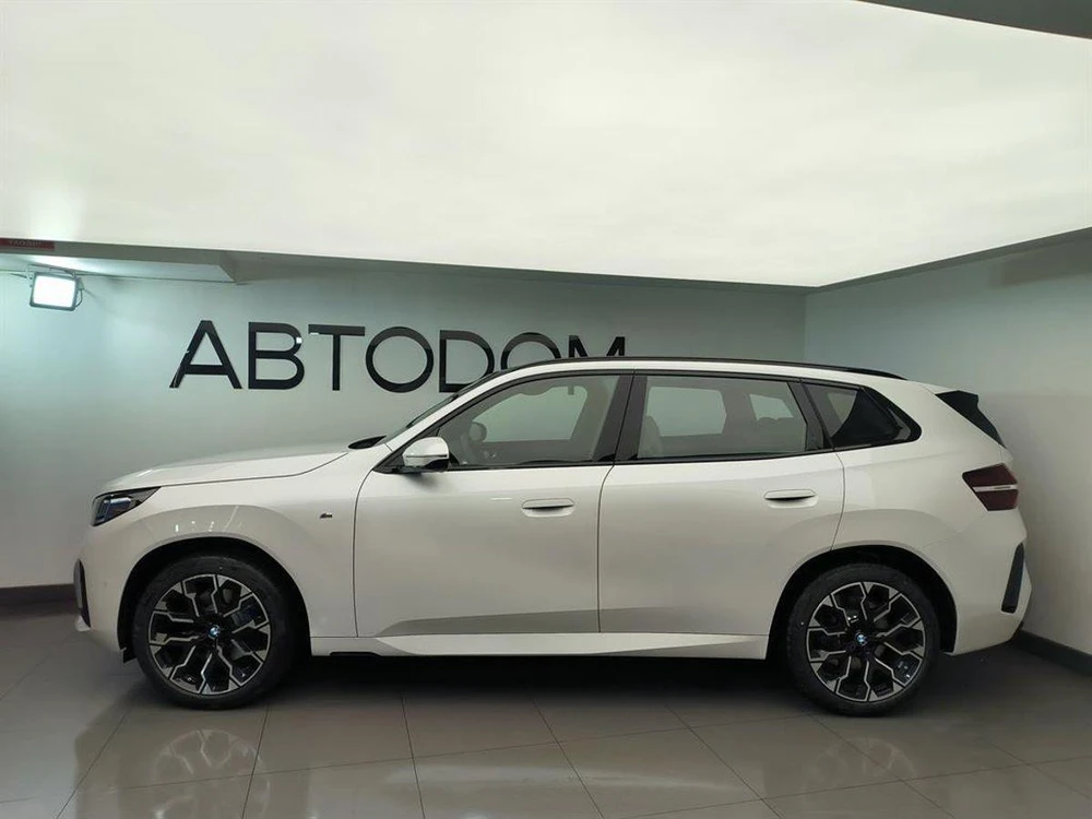 BMW X3 Base 2.0 AT 4WD (258 л.с.)