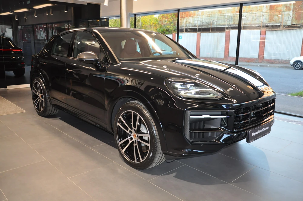 Porsche Cayenne GTS Coupé GTS 4.0 AT 4WD (500 л.с.)