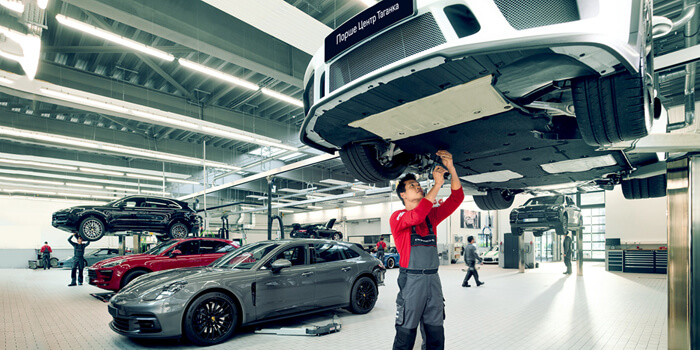 Замена тормозной жидкости от 8 911 руб. в Порше Центр Таганка!