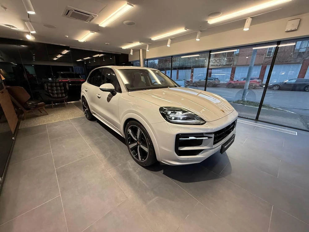Porsche Cayenne 3.0 AT 4WD (353 л.с.)