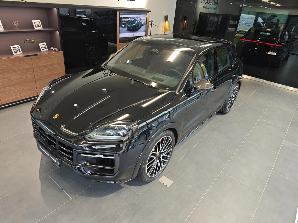 Porsche Cayenne GTS 4.0 AT 4WD (500 л.с.)