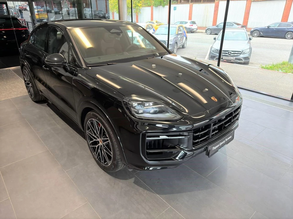 Porsche Cayenne GTS Coupé GTS 4.0 AT 4WD (500 л.с.)