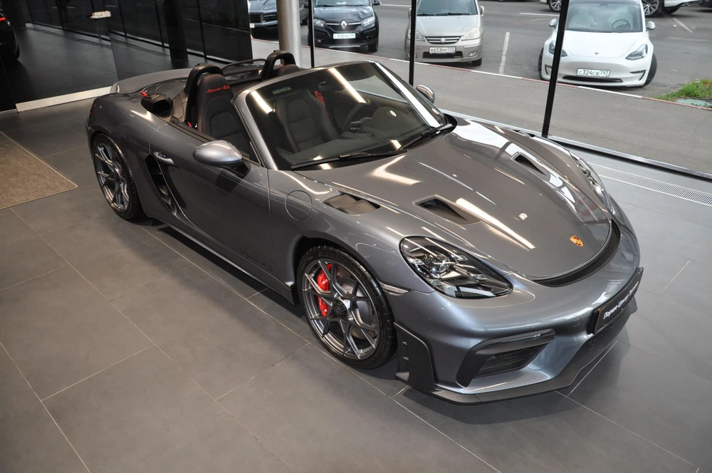 Porsche 718 Spyder RS 4.0 AMT (500 л.с.)