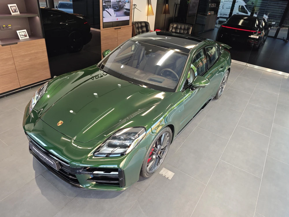 Porsche Panamera GTS 4.0 AMT 4WD (500 л.с.)