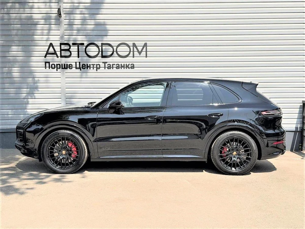 Porsche Cayenne GTS 4.0 AT 4WD (460 л.с.)