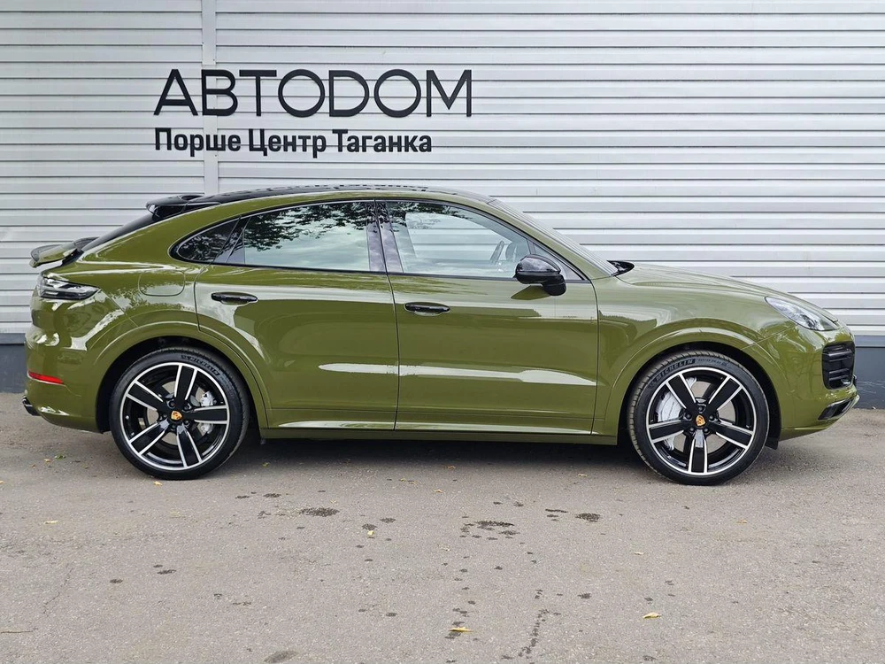 Porsche Cayenne GTS Coupe GTS 4.0 AT 4WD (460 л.с.)
