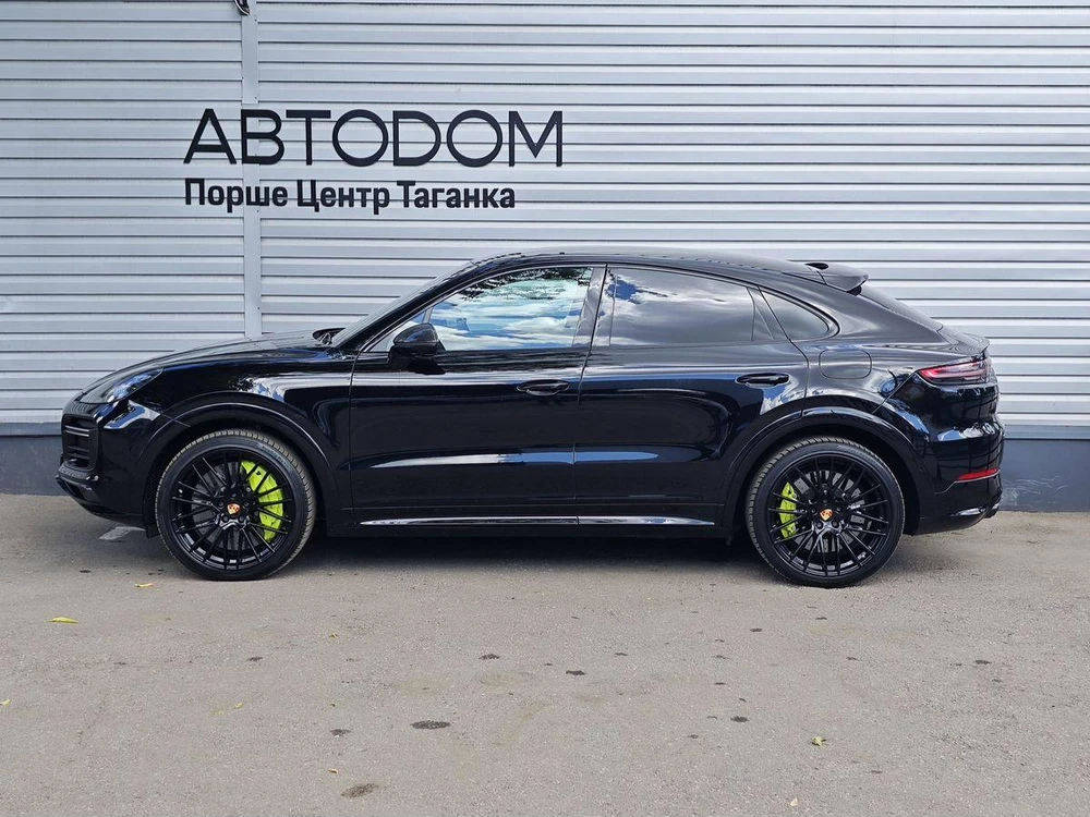 Porsche Cayenne Turbo S E-Hybrid Turbo S 4.0hyb AT 4WD (550 л.с.)