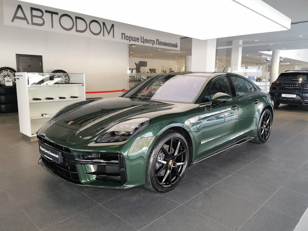 Porsche Panamera GTS 4.0 AMT 4WD (500 л.с.)