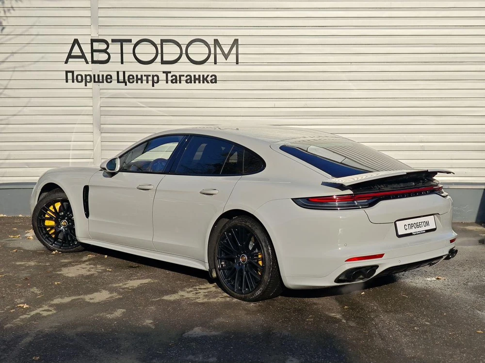 Porsche Panamera Turbo S 4.0 AMT 4WD (630 л.с.)