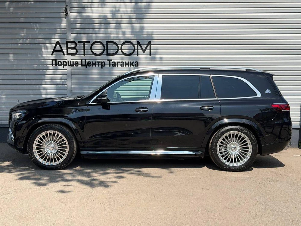 Mercedes-Benz Maybach GLS Base 600 4.0 AT 4Matic (558 л.с.)
