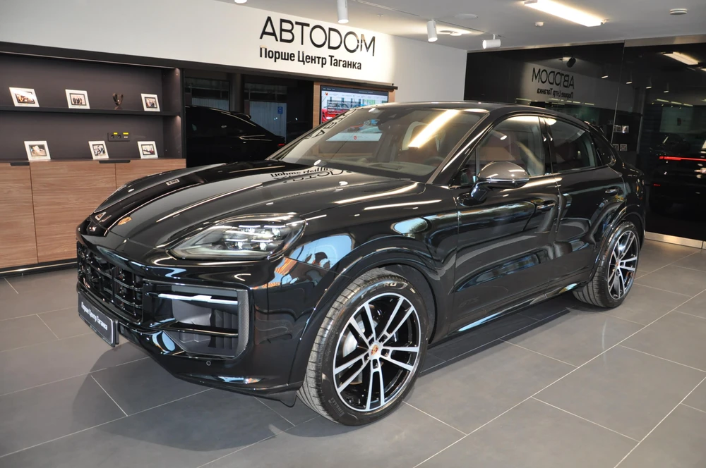 Porsche Cayenne GTS Coupé GTS 4.0 AT 4WD (500 л.с.)